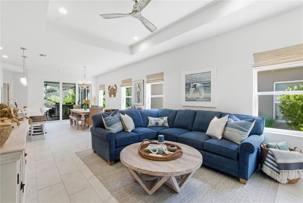 Active With Contract: $499,000 (3 beds, 2 baths, 1682 Square Feet)