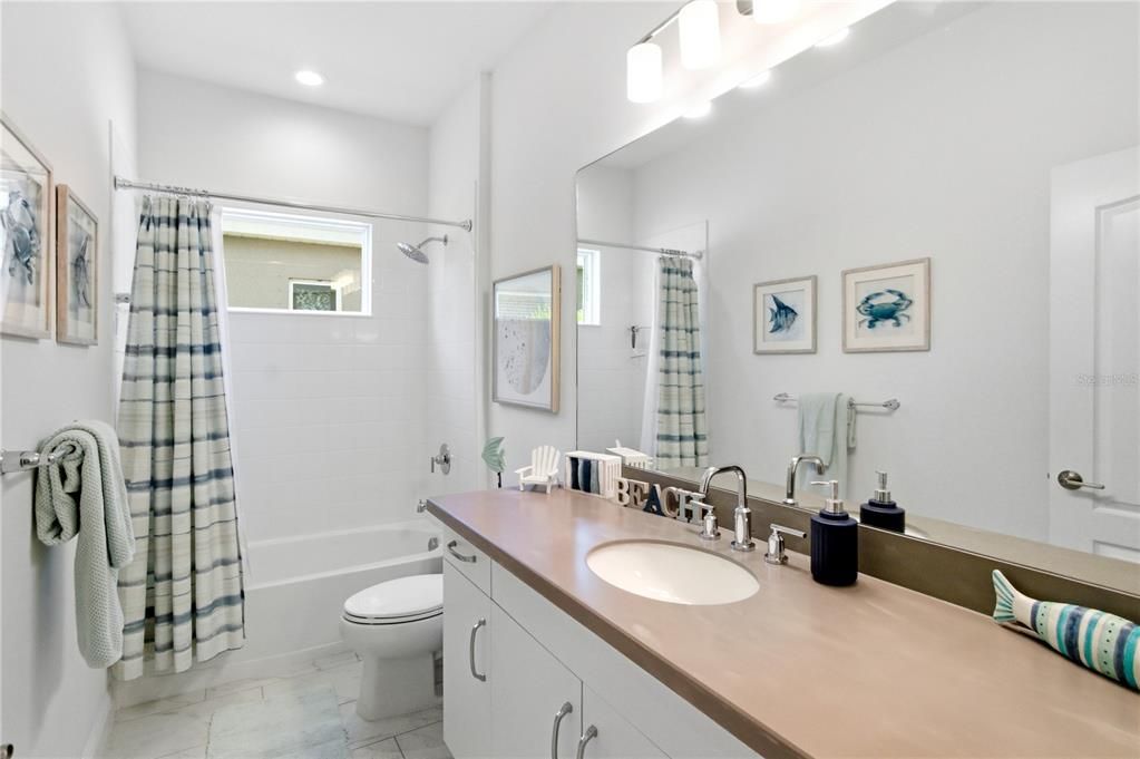 Active With Contract: $499,000 (3 beds, 2 baths, 1682 Square Feet)