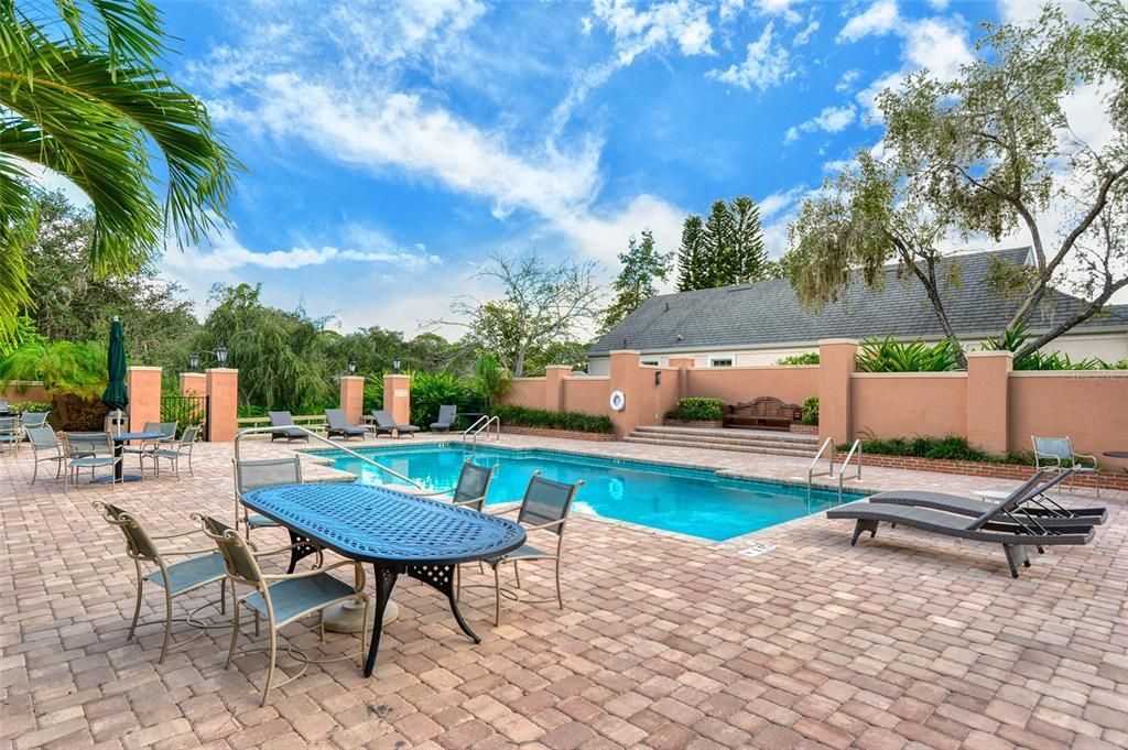 En Venta: $695,000 (2 camas, 2 baños, 1890 Pies cuadrados)