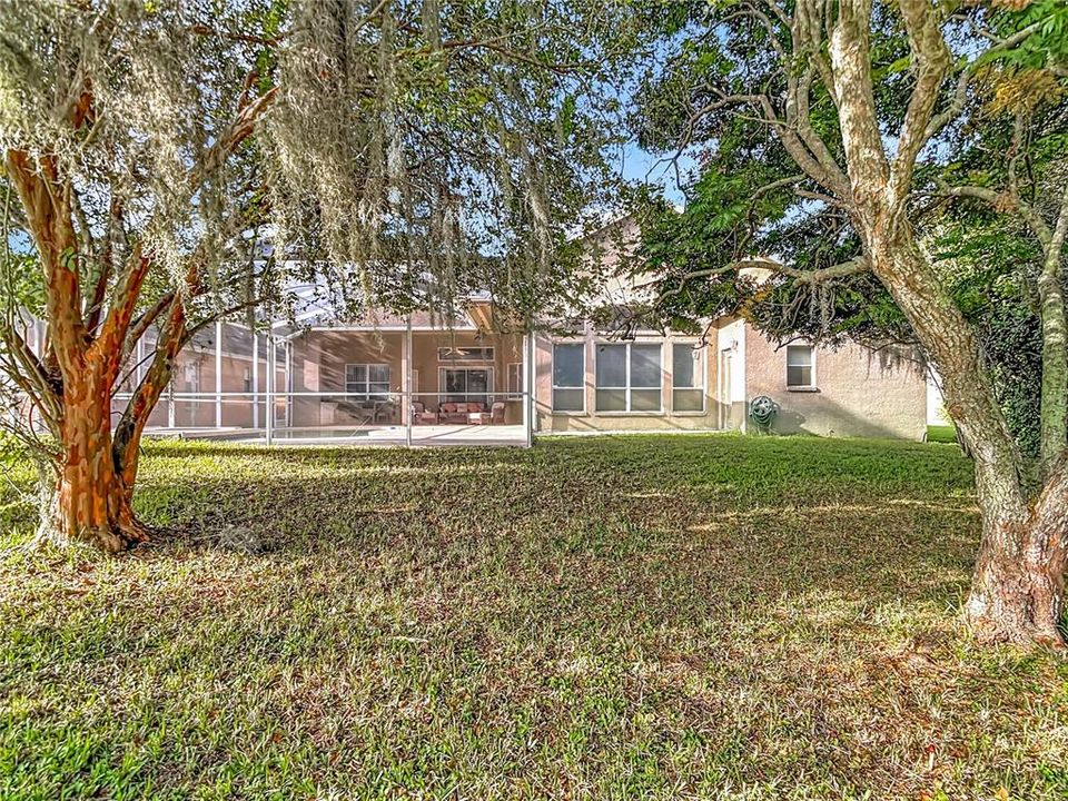 合同活跃: $647,000 (4 贝兹, 3 浴室, 2880 平方英尺)