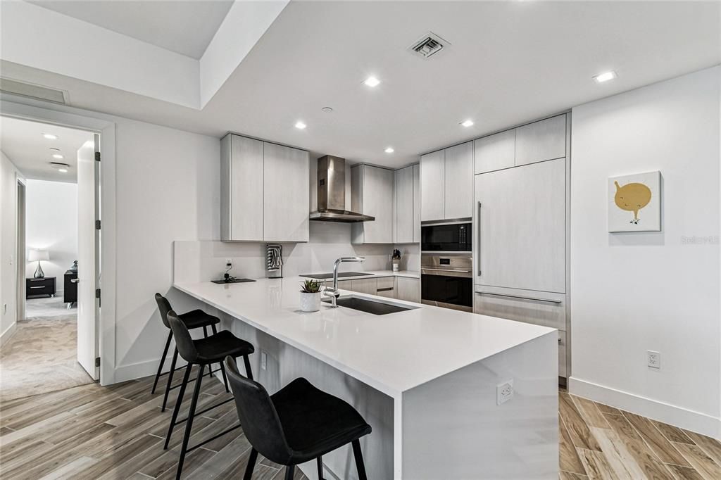 待售: $1,150,000 (2 贝兹, 2 浴室, 1704 平方英尺)