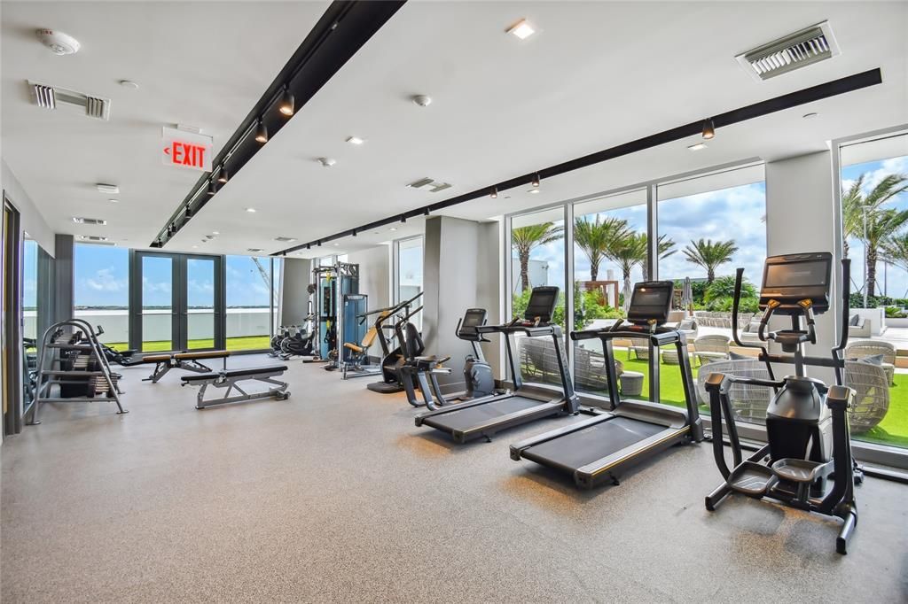 待售: $1,150,000 (2 贝兹, 2 浴室, 1704 平方英尺)