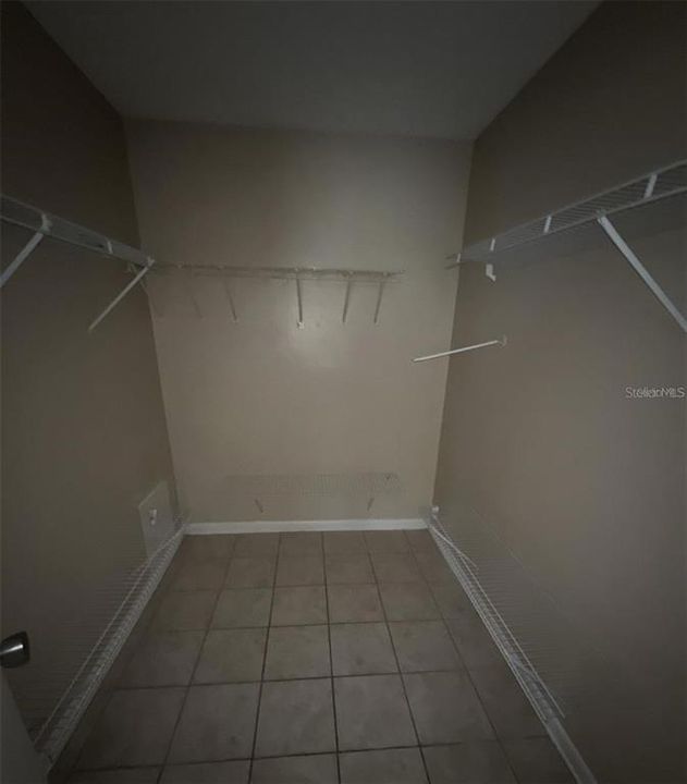 出租: $1,300 (2 贝兹, 2 浴室, 1066 平方英尺)