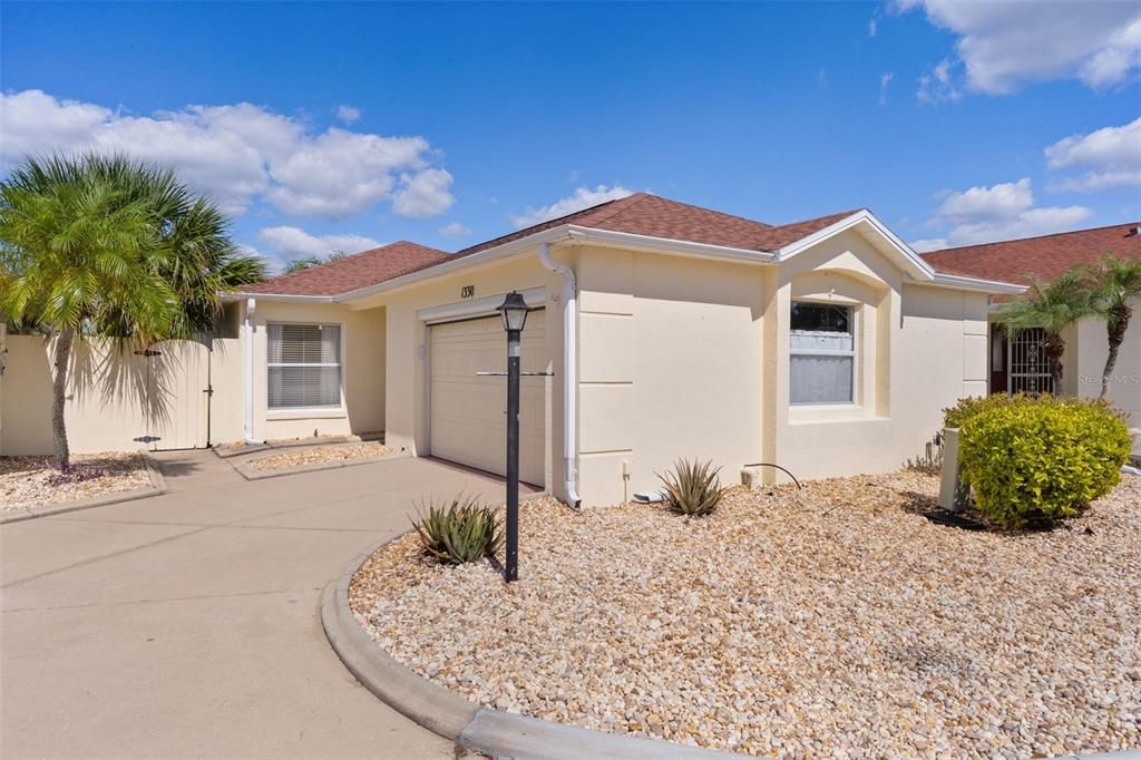 В аренду: $3,000 (2 спален, 2 ванн, 1214 Квадратных фут)