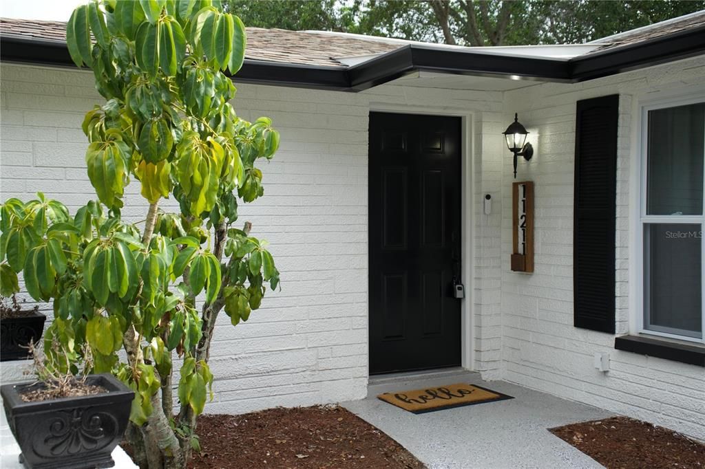 For Sale: $360,000 (3 beds, 2 baths, 1561 Square Feet)