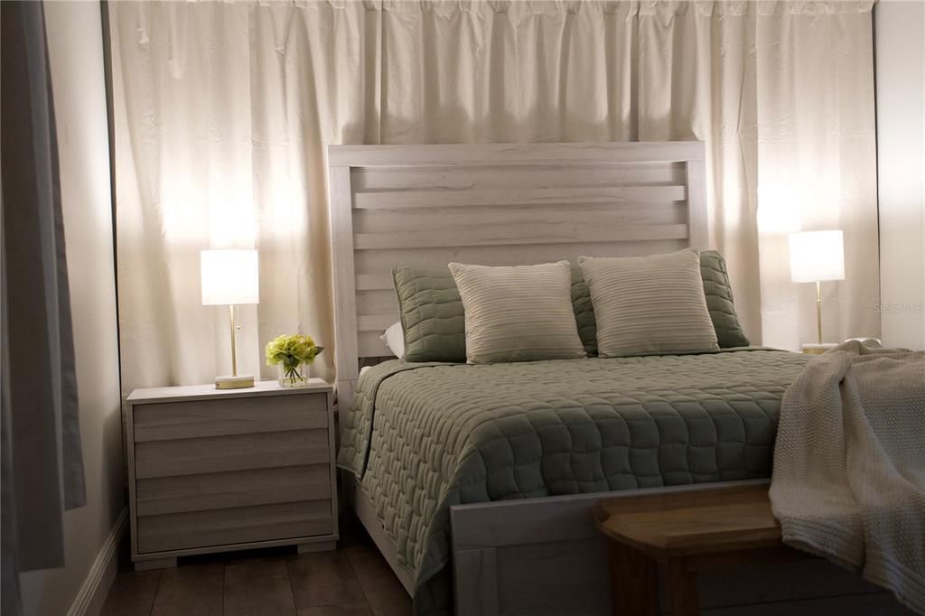 For Sale: $360,000 (3 beds, 2 baths, 1561 Square Feet)