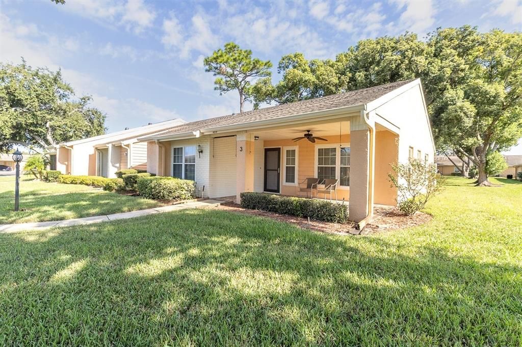 For Sale: $219,500 (2 beds, 2 baths, 1174 Square Feet)