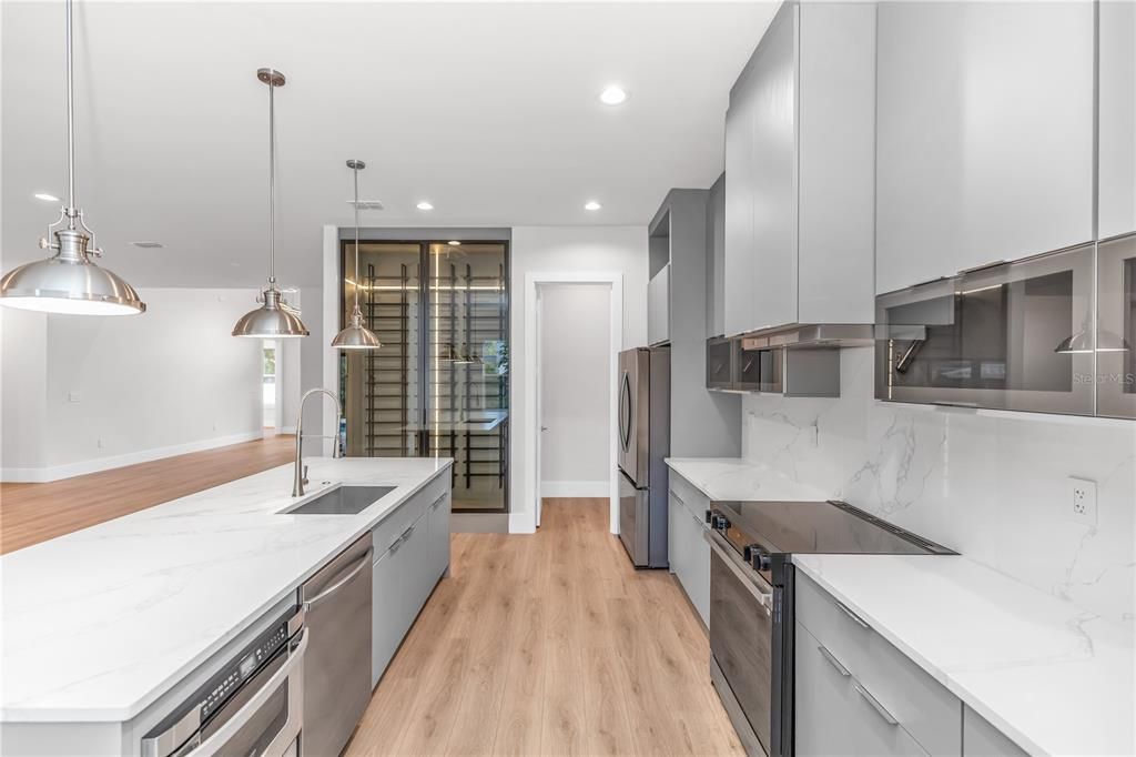 For Sale: $1,499,000 (4 beds, 3 baths, 2459 Square Feet)