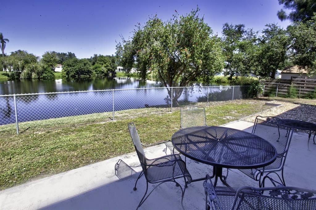 For Sale: $349,900 (3 beds, 2 baths, 1404 Square Feet)