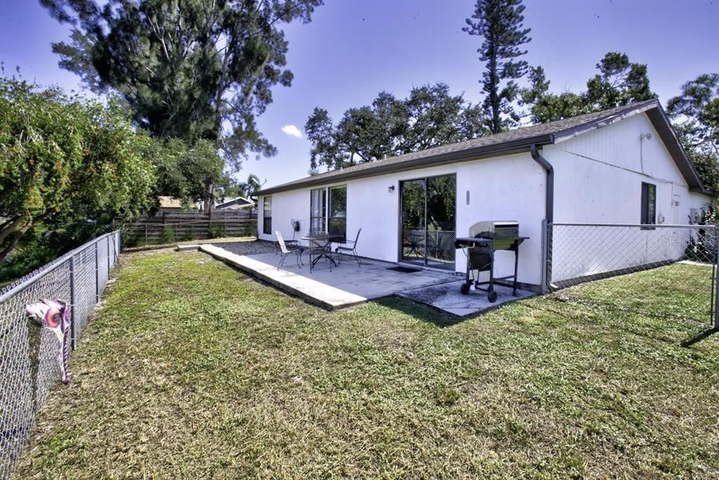 For Sale: $349,900 (3 beds, 2 baths, 1404 Square Feet)