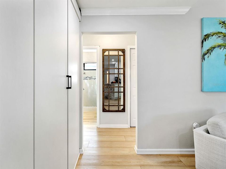 Под контрактом: $439,000 (3 спален, 2 ванн, 1516 Квадратных фут)