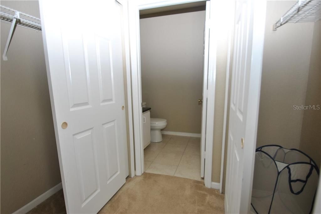 For Rent: $1,400 (1 beds, 1 baths, 721 Square Feet)