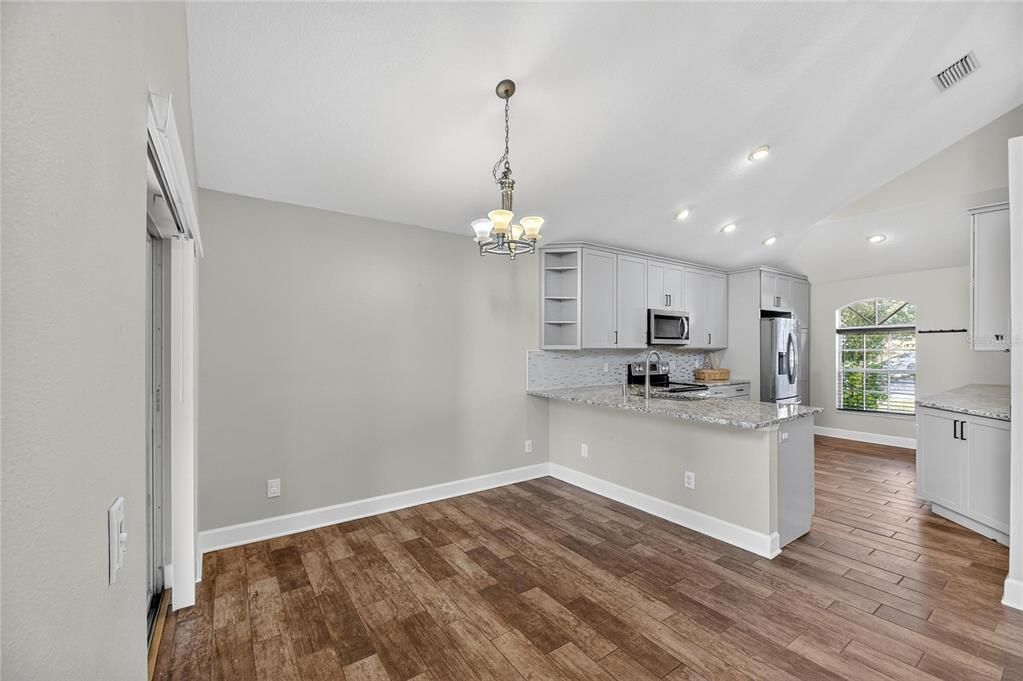 For Sale: $389,999 (3 beds, 2 baths, 1774 Square Feet)