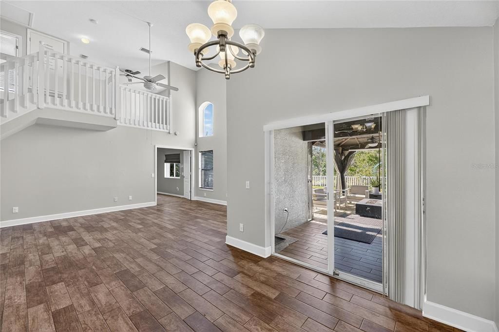 For Sale: $389,999 (3 beds, 2 baths, 1774 Square Feet)