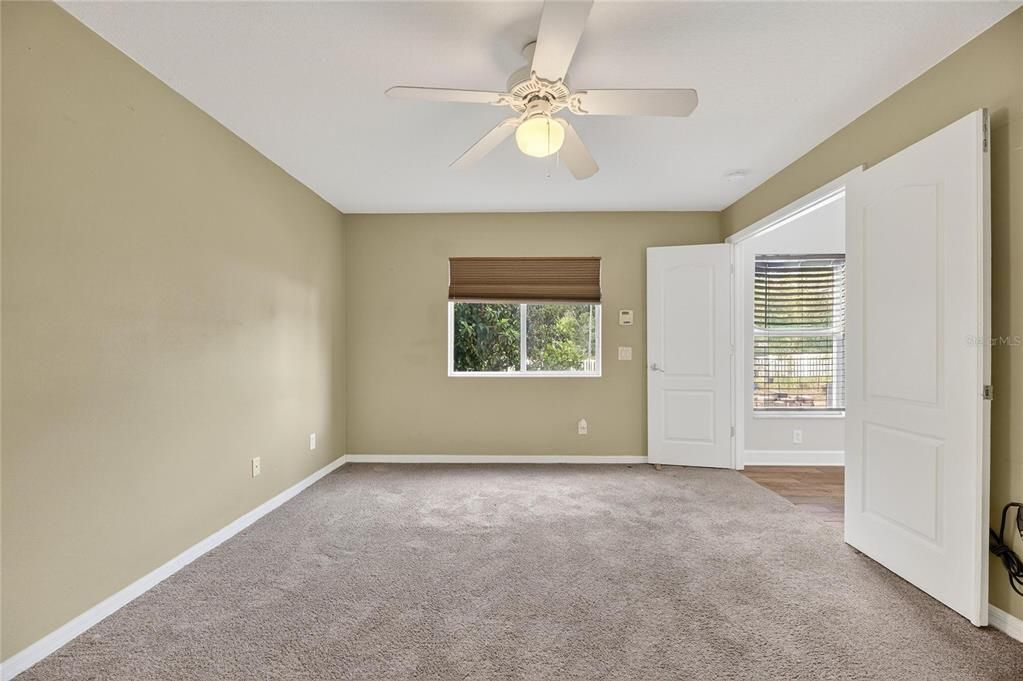 For Sale: $389,999 (3 beds, 2 baths, 1774 Square Feet)