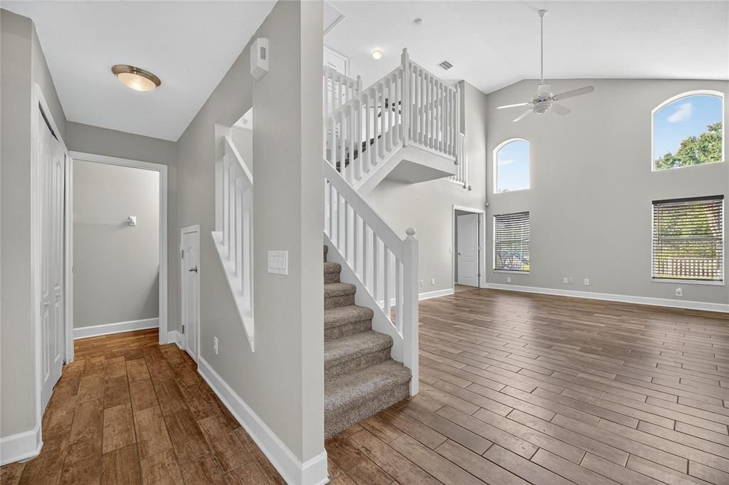 For Sale: $389,999 (3 beds, 2 baths, 1774 Square Feet)