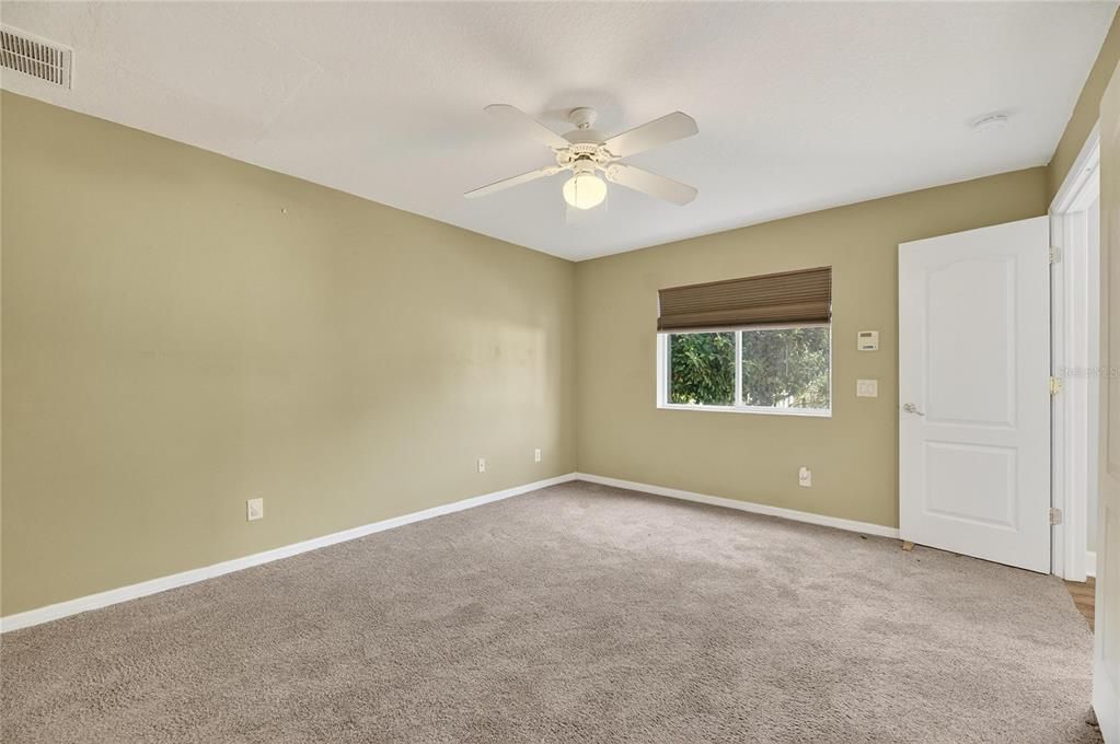 For Sale: $389,999 (3 beds, 2 baths, 1774 Square Feet)