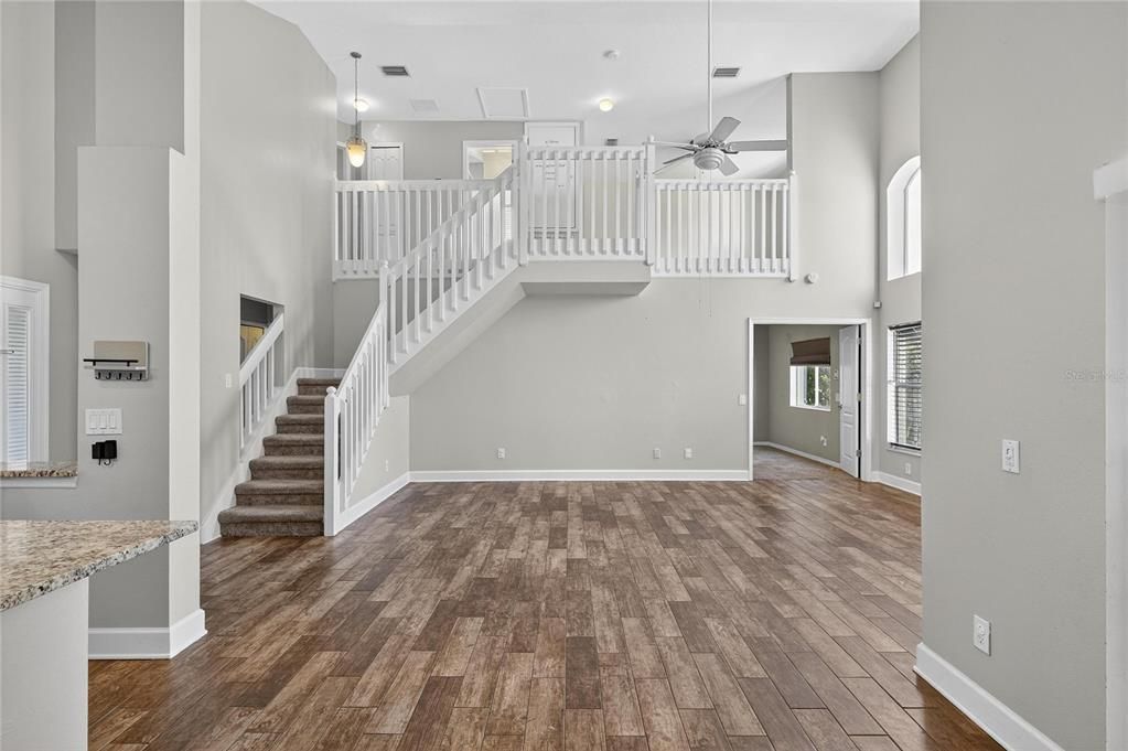 For Sale: $389,999 (3 beds, 2 baths, 1774 Square Feet)