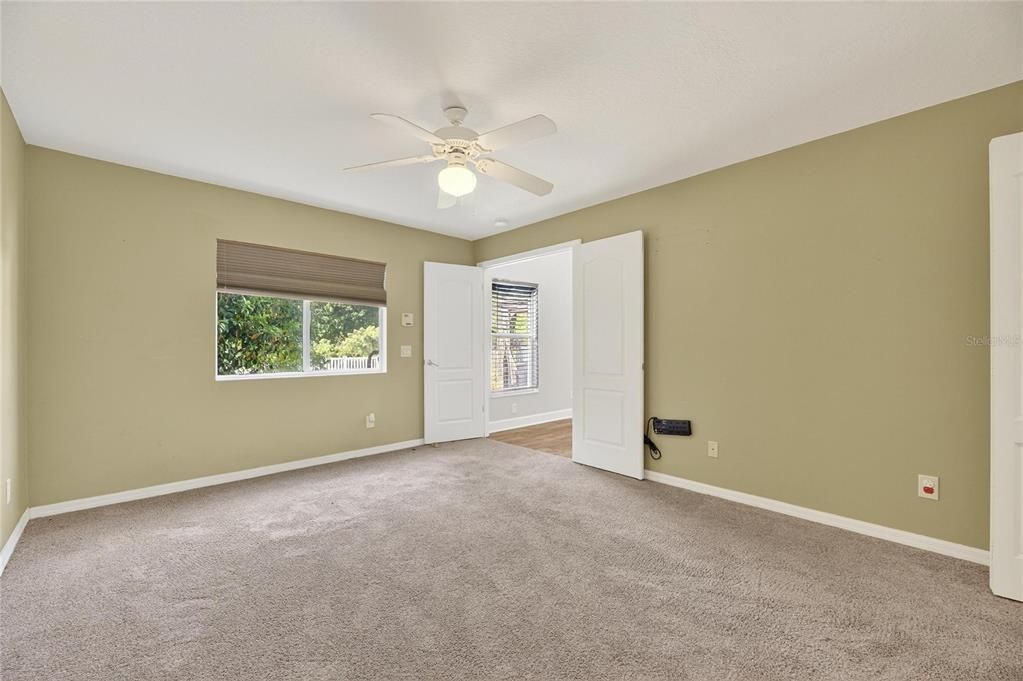 For Sale: $389,999 (3 beds, 2 baths, 1774 Square Feet)