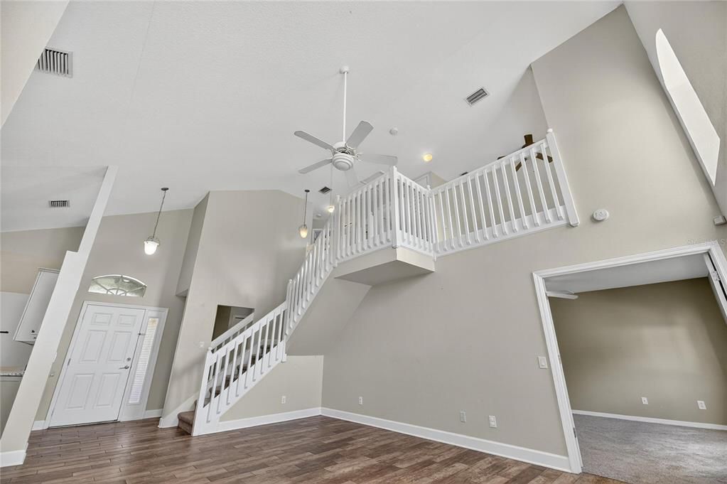 For Sale: $389,999 (3 beds, 2 baths, 1774 Square Feet)