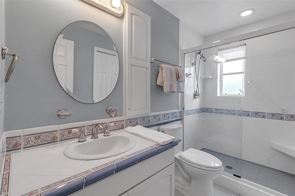 Active With Contract: $3,975,000 (4 beds, 4 baths, 2179 Square Feet)