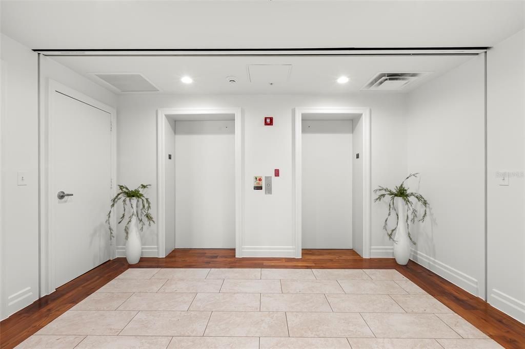 For Sale: $4,950,000 (3 beds, 2 baths, 5100 Square Feet)