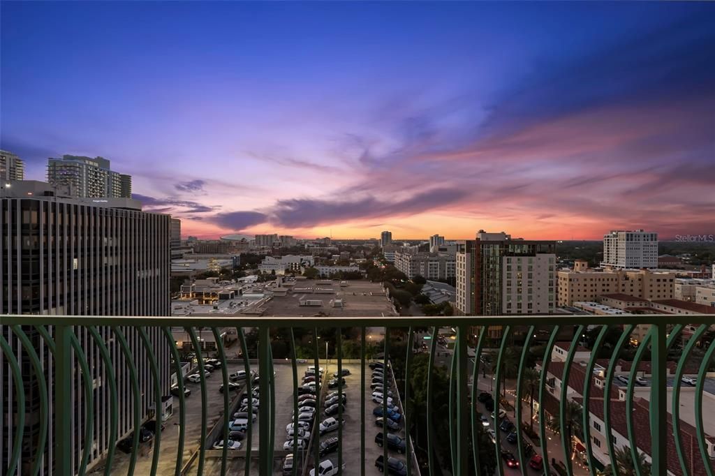 For Sale: $4,950,000 (3 beds, 2 baths, 5100 Square Feet)