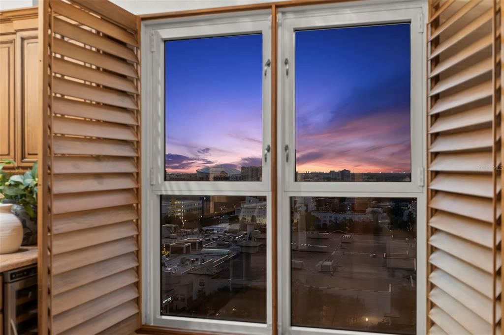 For Sale: $4,950,000 (3 beds, 2 baths, 5100 Square Feet)