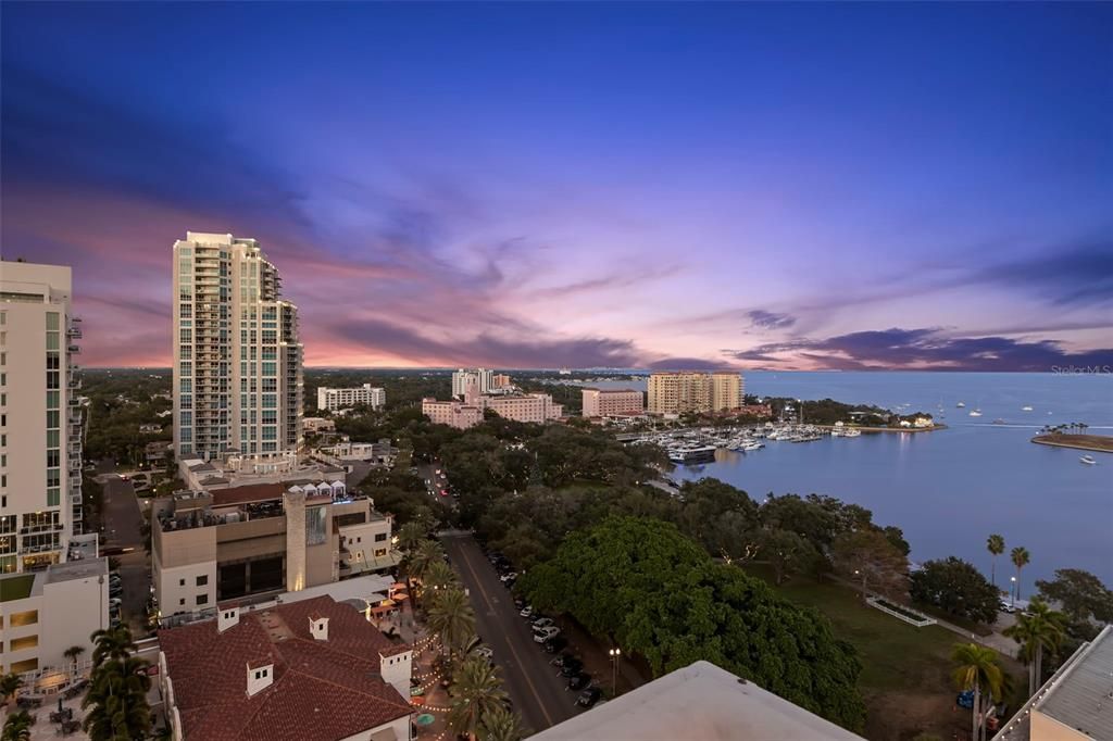 For Sale: $4,950,000 (3 beds, 2 baths, 5100 Square Feet)