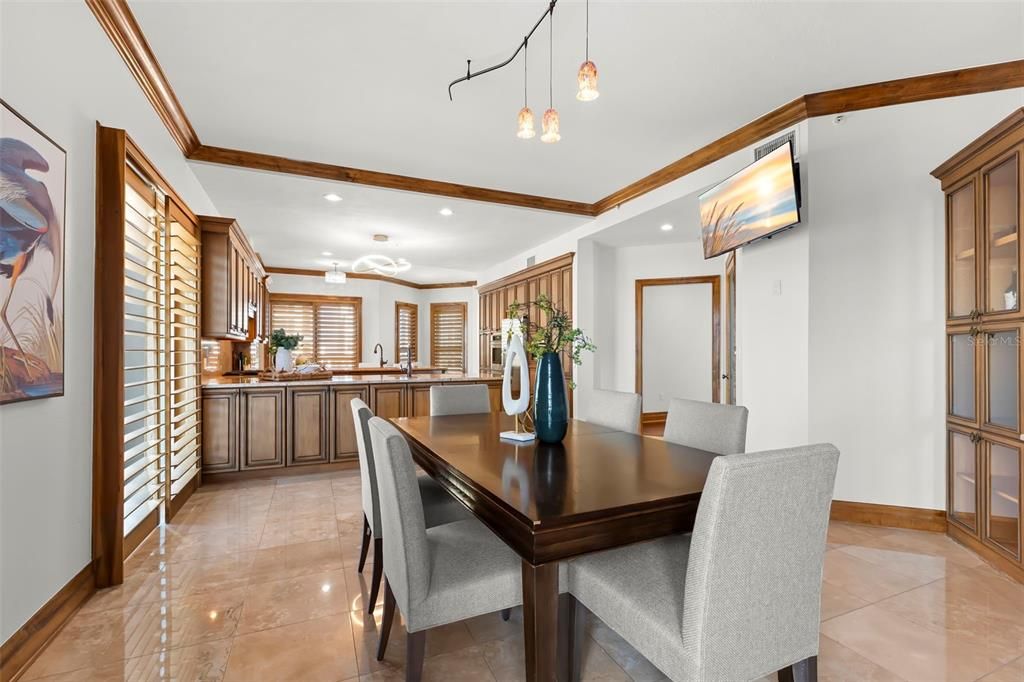 For Sale: $4,950,000 (3 beds, 2 baths, 5100 Square Feet)