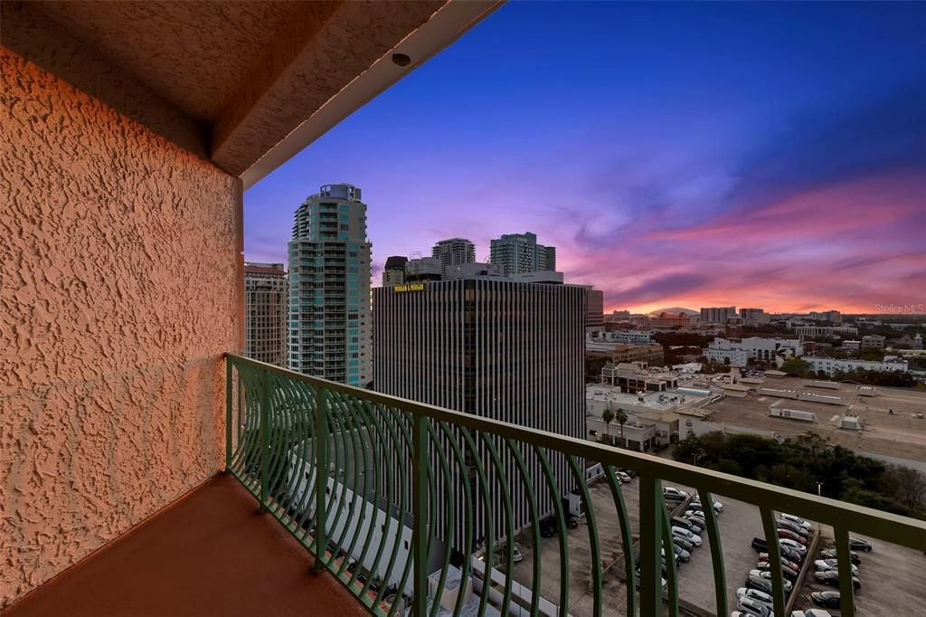 For Sale: $4,950,000 (3 beds, 2 baths, 5100 Square Feet)