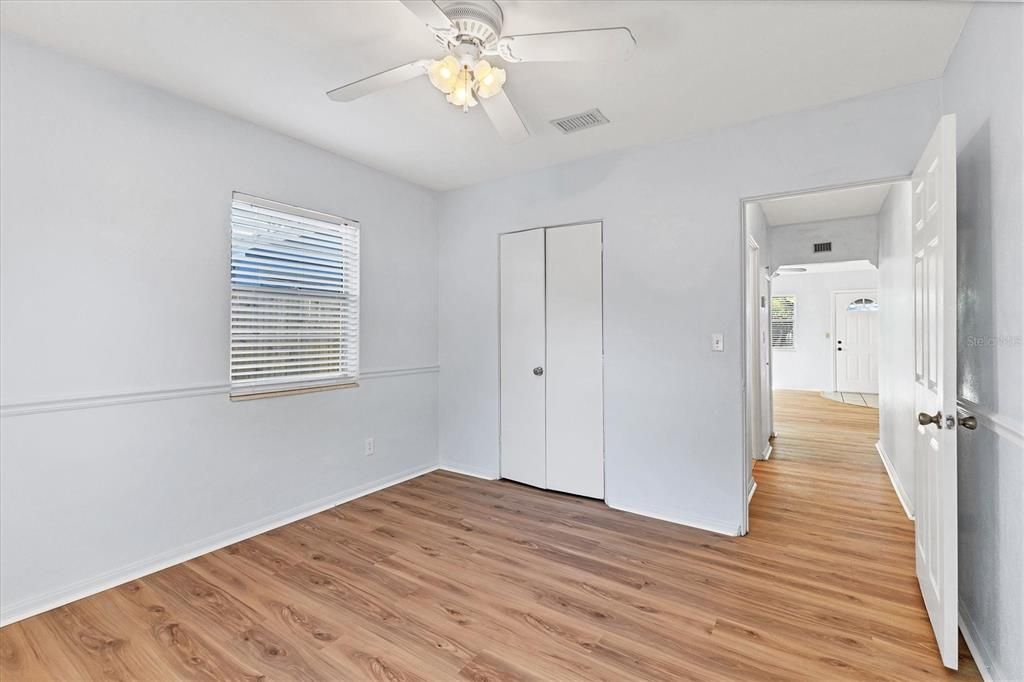 En Venta: $330,000 (3 camas, 2 baños, 1325 Pies cuadrados)