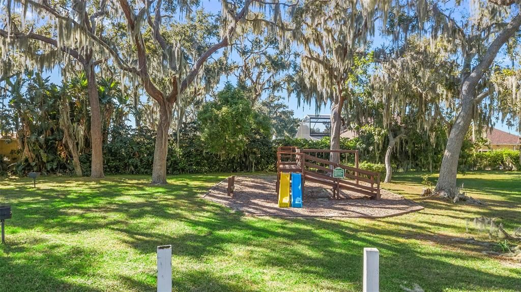 En Venta: $529,900 (3 camas, 2 baños, 2123 Pies cuadrados)