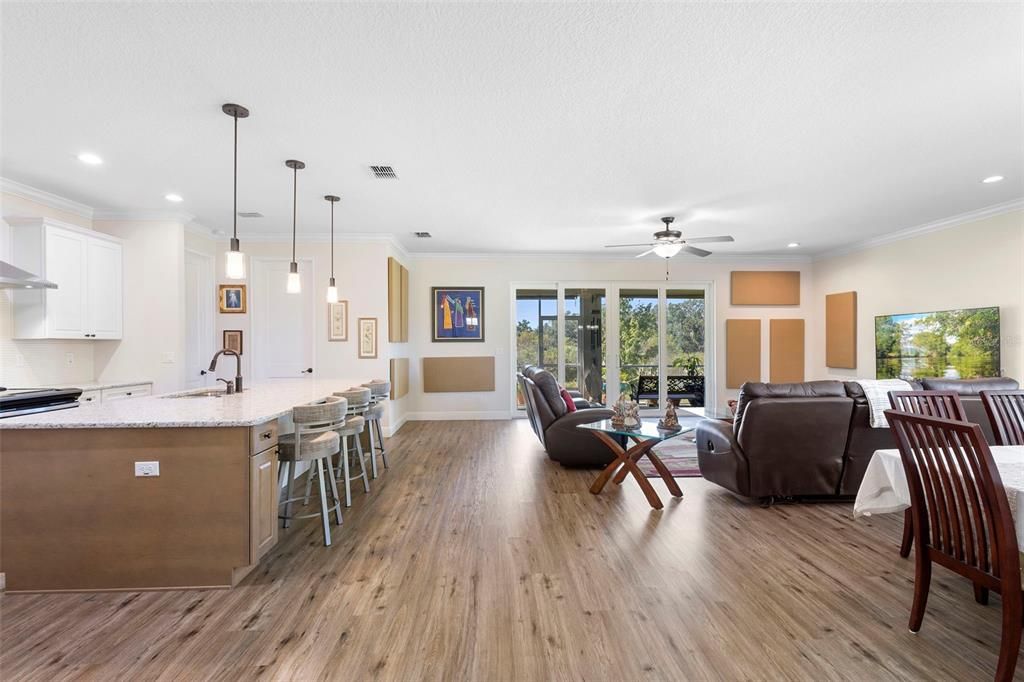 En Venta: $529,900 (3 camas, 2 baños, 2123 Pies cuadrados)