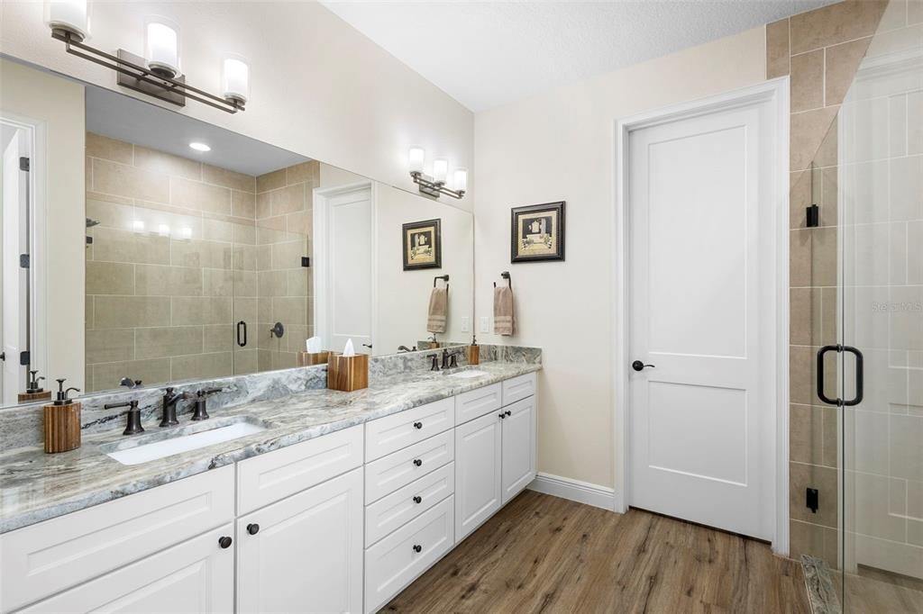 En Venta: $529,900 (3 camas, 2 baños, 2123 Pies cuadrados)