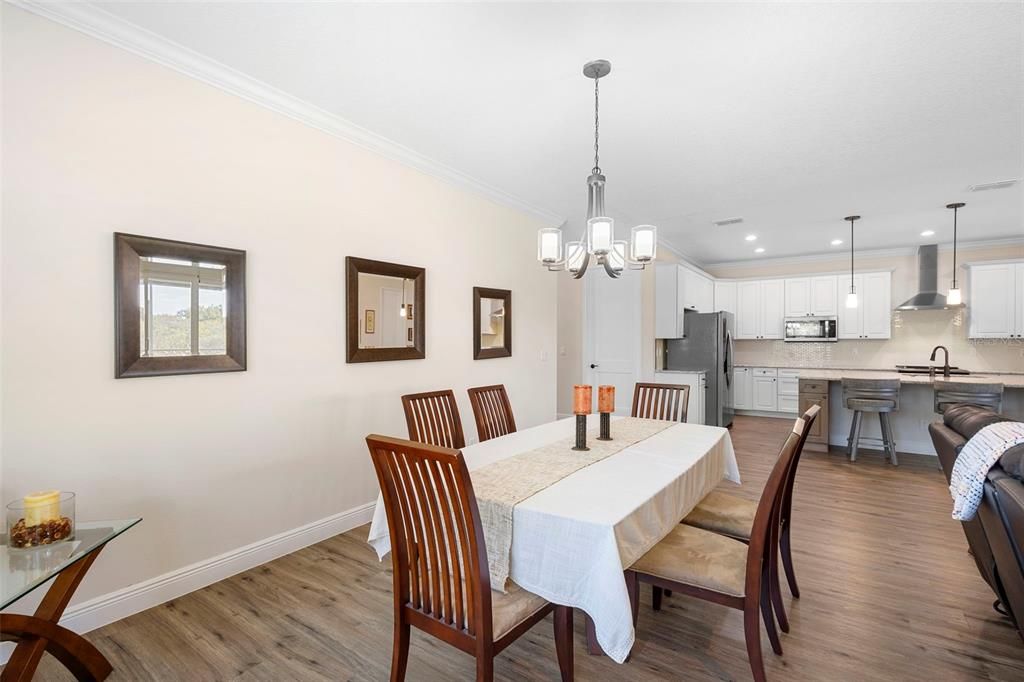 En Venta: $529,900 (3 camas, 2 baños, 2123 Pies cuadrados)