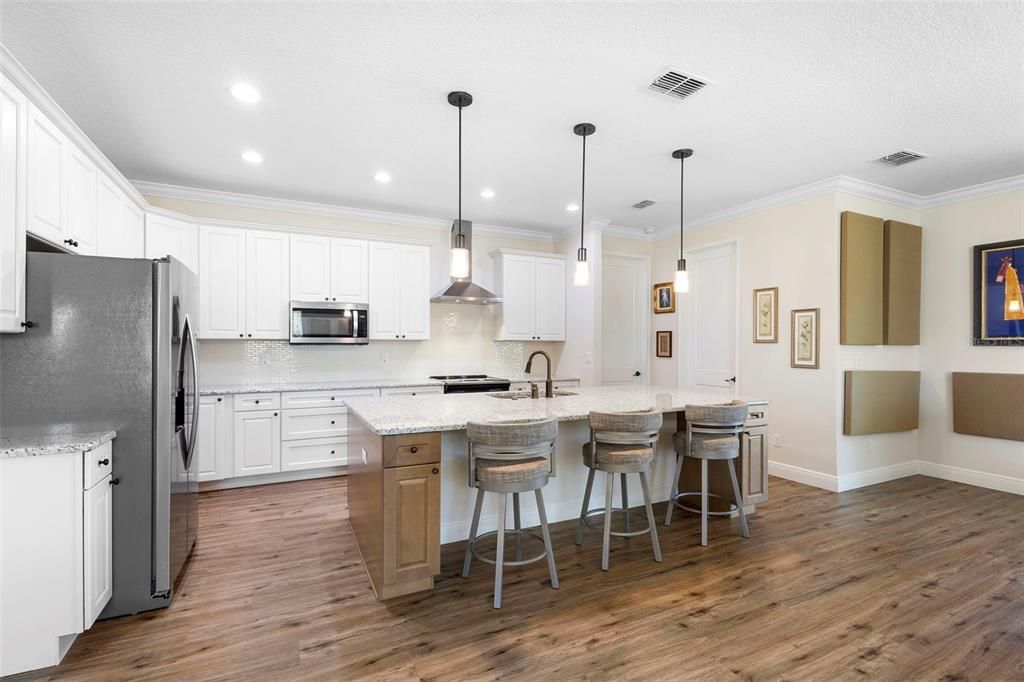 En Venta: $529,900 (3 camas, 2 baños, 2123 Pies cuadrados)