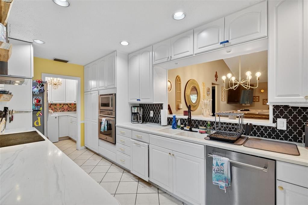 Active With Contract: $500,000 (4 beds, 2 baths, 2043 Square Feet)