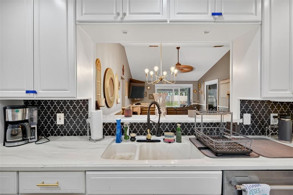 Active With Contract: $500,000 (4 beds, 2 baths, 2043 Square Feet)