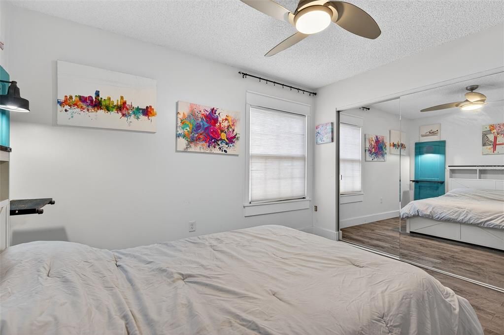 Active With Contract: $500,000 (4 beds, 2 baths, 2043 Square Feet)