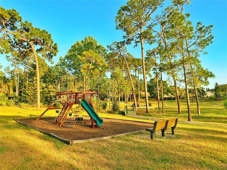 Active With Contract: $500,000 (4 beds, 2 baths, 2043 Square Feet)