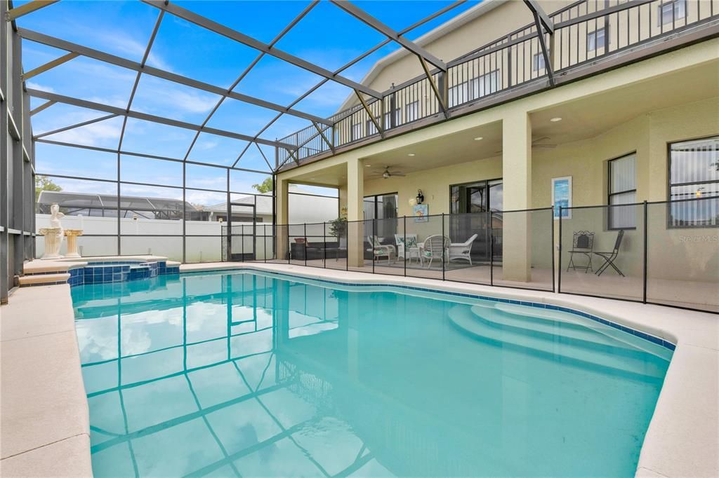 出租: $3,500 (4 贝兹, 3 浴室, 3455 平方英尺)