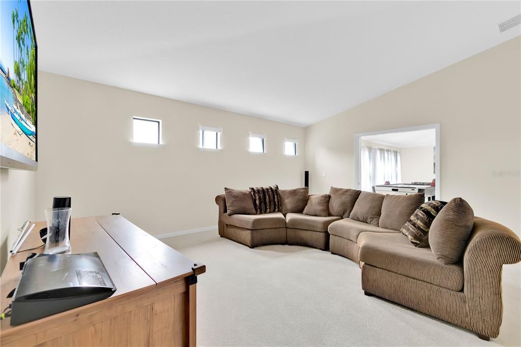 出租: $3,500 (4 贝兹, 3 浴室, 3455 平方英尺)