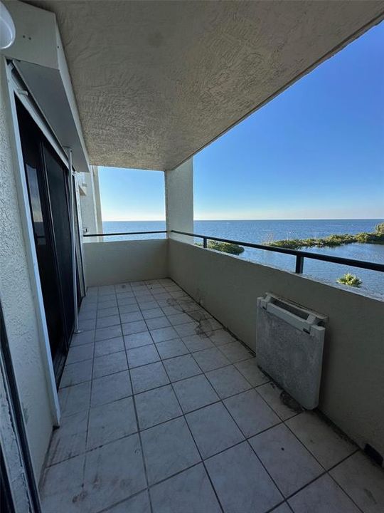 На продажу: $159,900 (1 спален, 1 ванн, 733 Квадратных фут)