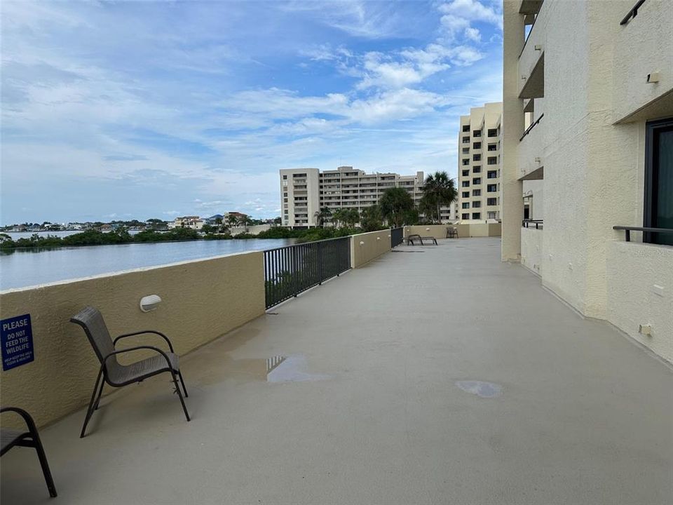 На продажу: $159,900 (1 спален, 1 ванн, 733 Квадратных фут)