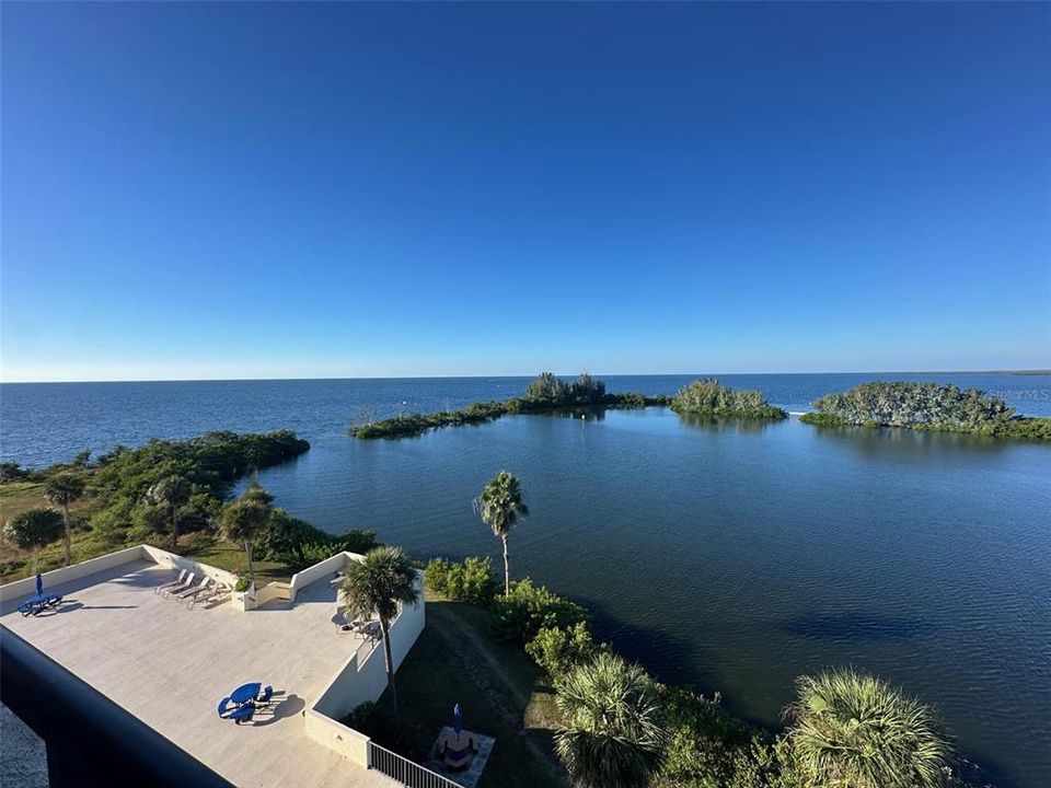 На продажу: $159,900 (1 спален, 1 ванн, 733 Квадратных фут)