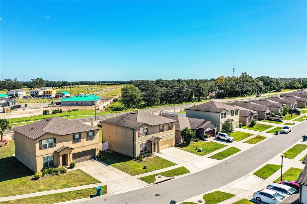 En Venta: $429,000 (4 camas, 3 baños, 2612 Pies cuadrados)