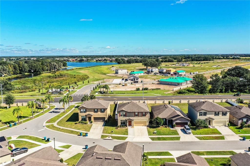 En Venta: $429,000 (4 camas, 3 baños, 2612 Pies cuadrados)