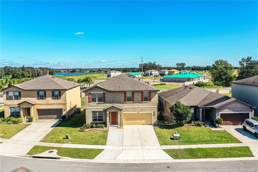 En Venta: $429,000 (4 camas, 3 baños, 2612 Pies cuadrados)