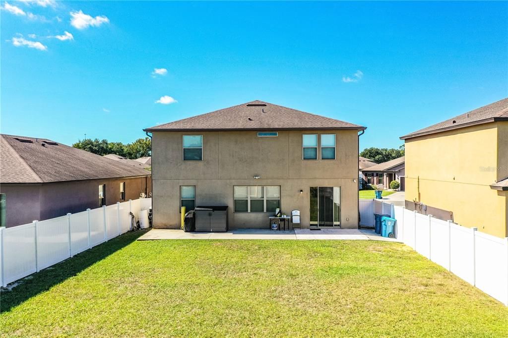 En Venta: $429,000 (4 camas, 3 baños, 2612 Pies cuadrados)